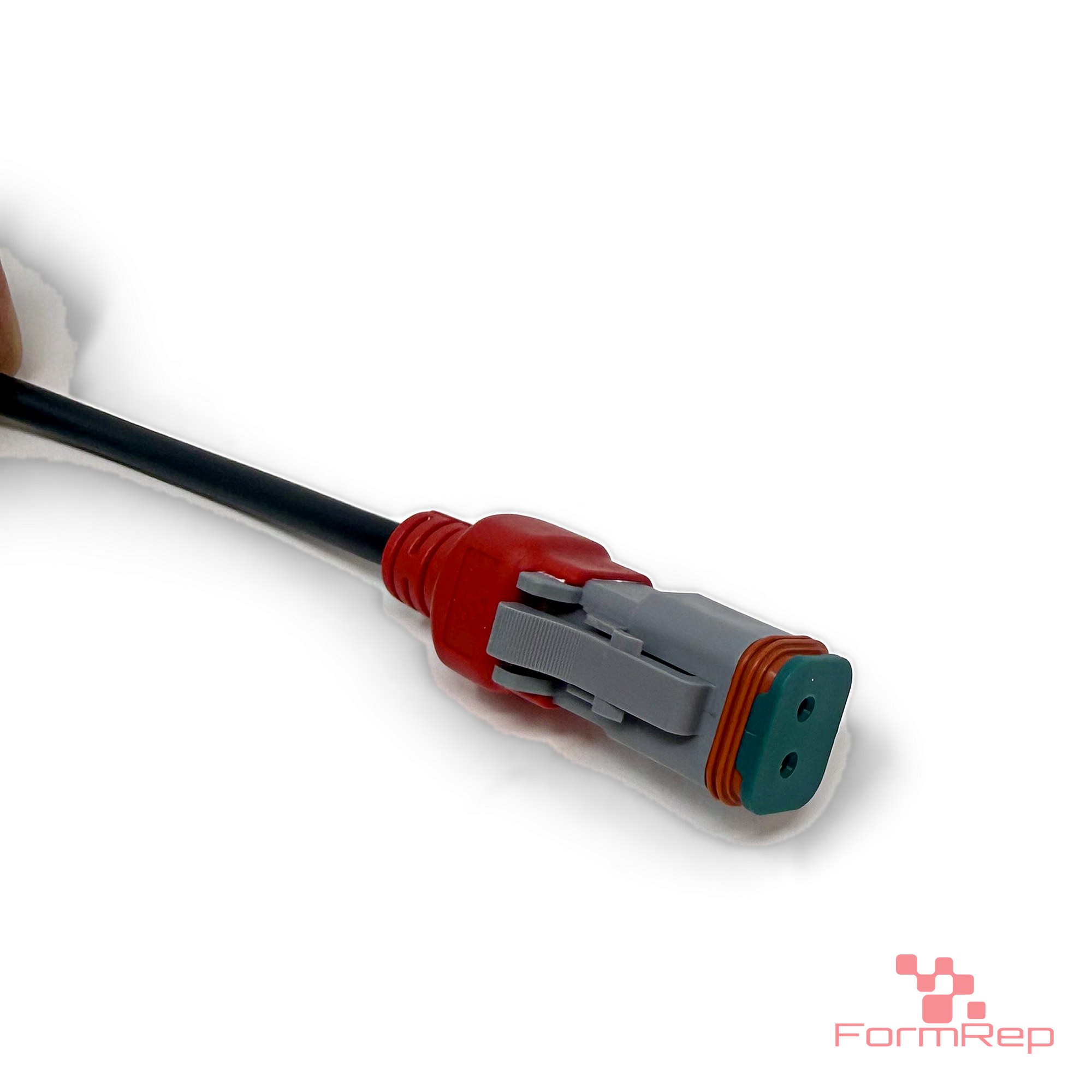DT-Compatible 2-Pin Female to M12 Male 90° Cable, 18 AWG PUR, 1.5 m (view 5) DT-Compatible 2-Pin Female to M12 Male 90° Cable, 18 AWG PUR, 1.5 m (view 5)