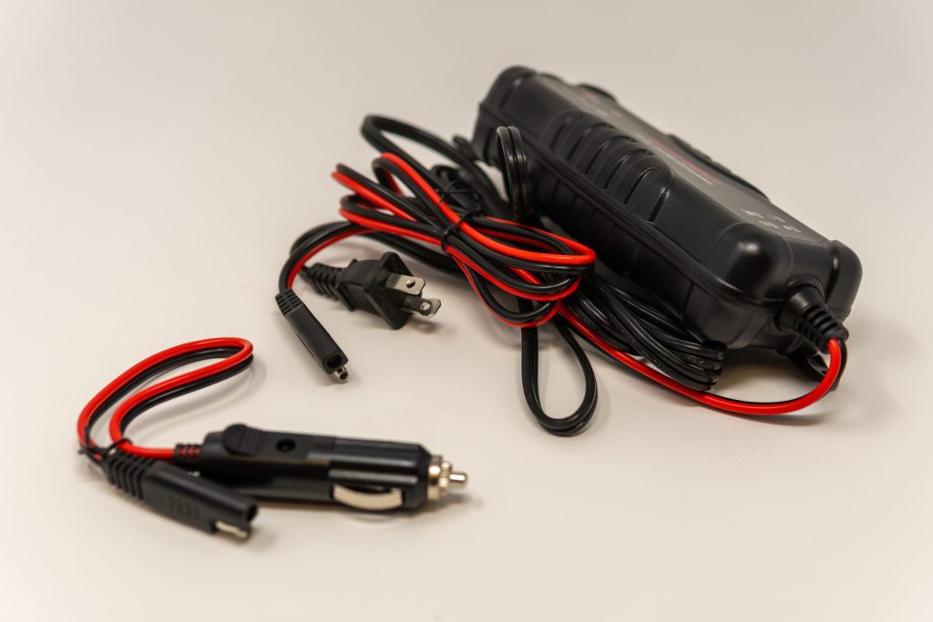 Wire harness with power module and 12V plugs
